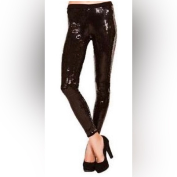 CrossOver I Pants - CrossOver I Black Sequin Leggings /Pants. Sz XL. EUC!